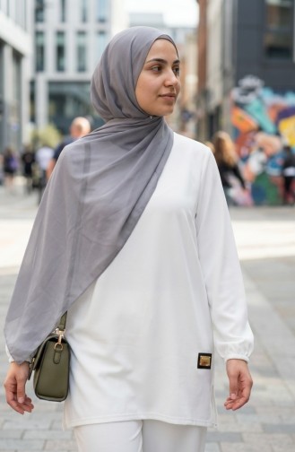 طقم مكون من قطعتين، سترة وبنطال، مزين بشعار، أبيض، 0231-02 0231-02