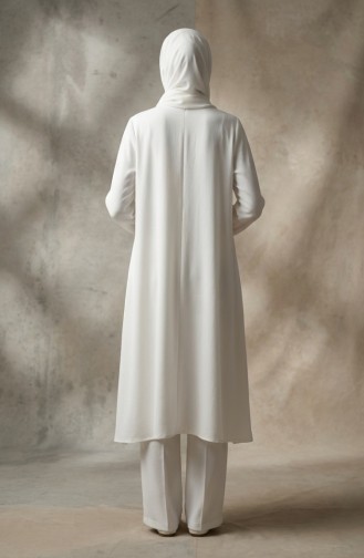 طقم مكون من قطعتين، سترة وبنطال، مزين بشعار، أبيض، 0231-02 0231-02