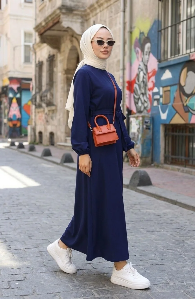Kleid Mit Elastischen Ärmeln Und Gürtel 2151-01 Dunkelblau 2151-01