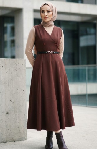 Kurzarm-Westenkleid Mit Knöpfen Und Gürtel Modell 5095-04 Braun 5095-04