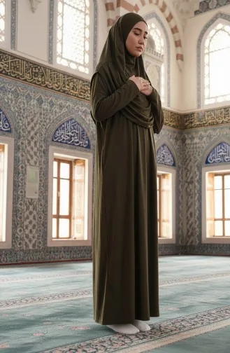 ملابس الصلاة كاكي 1973-06