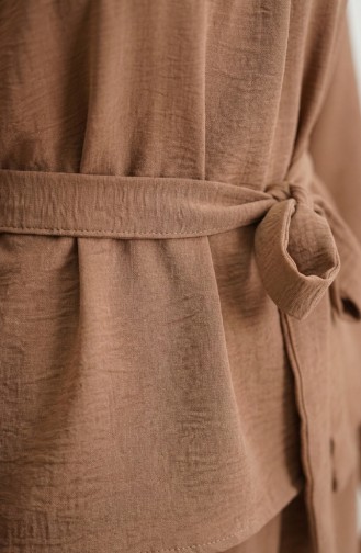 Tweedelige Set Bestaande Uit Een Tuniek En Een Broek Van Aerobin-stof Model 4141-08 Camel. 4141-08