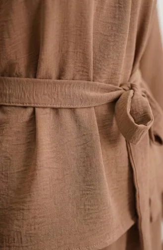 Tweedelige Set Bestaande Uit Een Tuniek En Een Broek Van Aerobin-stof Model 4141-08 Camel. 4141-08