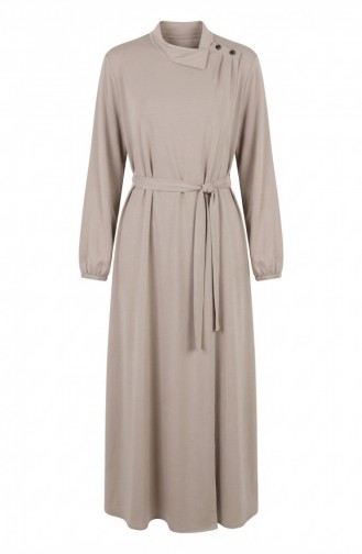 عباية بيج 2212-05 مزينة بأزرار وأكمام مطاطية وحزام 2212-05