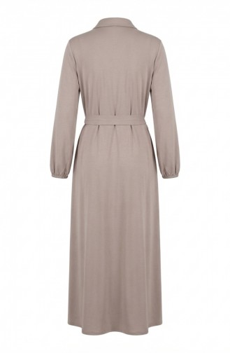 عباية بيج 2212-05 مزينة بأزرار وأكمام مطاطية وحزام 2212-05