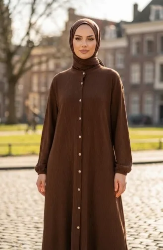 Lange Geknöpfte Winter-Abaya Mit Elastischen Ärmeln 2214-01 Tan 2214-01