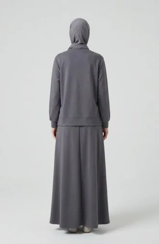 طقم مكون من قطعتين: تونيك وتنورة، مزين بفيونكة، رقم الموديل 0237-05، لون رمادي 0237-05
