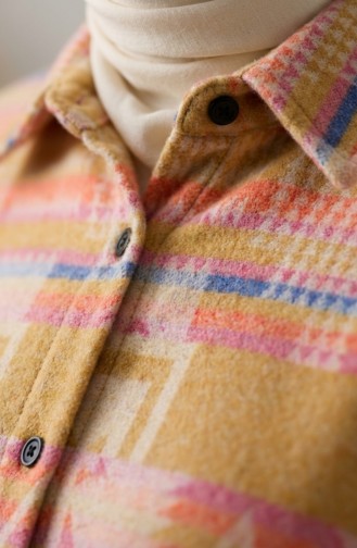 سترة شتوية منقوشة بنقوش عرقية وأزرار، مستوحاة من زي الحطابين، رقم الموديل 2504-01، لونها خردلي تراكوتا 2504-01