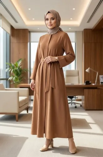 عباية بحزام من قماش أيروبين 4043-02 لون جملي 4043-02