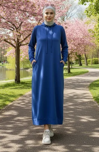 Zweifädiges Sportkleid Mit Kapuze 0190-19 Saks 0190-19