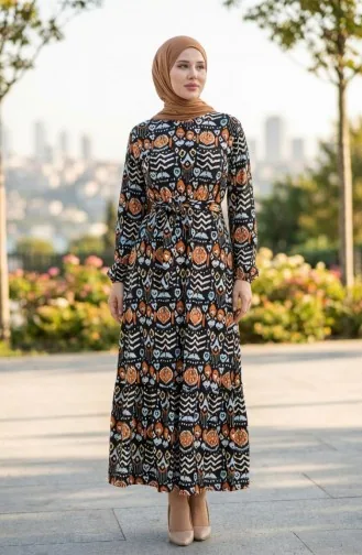 Digital Bedrucktes Plissiertes Kleid Mit Gürtel 1006-01 Schwarz Ziegel 1006-01