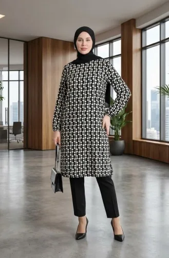 تونيك بتفاصيل شق مطبوعة رقميًا 1005A-01 باللونين الأسود والأبيض 1005A-01