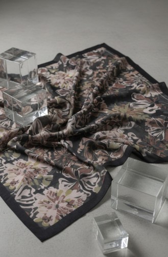 وشاح كهرماني بنقشة زهور 70357-01 أسود 70357-01