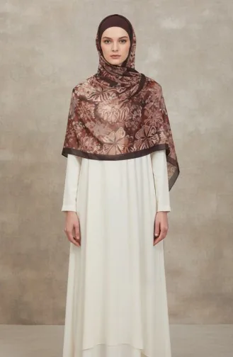 وشاح بني بنقشة زهور من العنبر 70357-12 70357-12