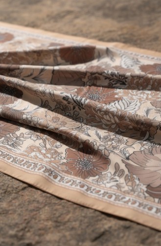 Bernsteinfarbener Schal Mit Blumenmuster 70358-12 Karamell 70358-12