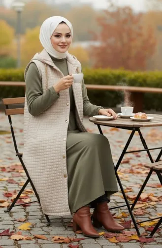 Hooded Buttoned Baklava Pattern Quilted Vest 51340-01 Beige 51340-01