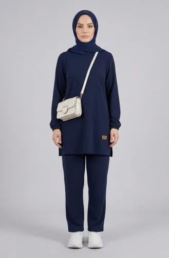 Ensemble Deux Pièces Tunique Et Pantalon Avec Emblème Référence 0231-06 Bleu Marine 0231-06