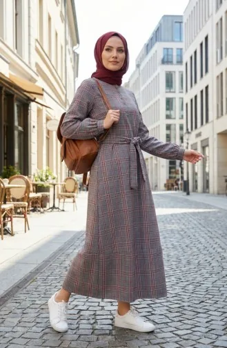 Robe Hijab à Carreaux Avec Ceinture 2219-03 Bleu Marine Et Rouge 2219-03