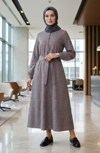 Robe Hijab à Carreaux Avec Ceinture 2219-03 Bleu Marine Et Rouge 2219-03