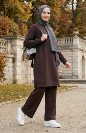 طقم رياضي بفتحة جانبية 3083-12 بني 3083-12