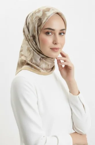 وشاح كهرماني منقوش 70325-07 لون زعفراني 70325-07