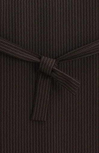 Şerit Desenli Kuşaklı Tesettür Elbise 2222A-01 Kahverengi