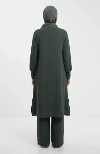 طقم من قطعتين من قماش أيروبين، سترة وبنطال، رقم الموديل 4144-01، لون كاكي 4144-01