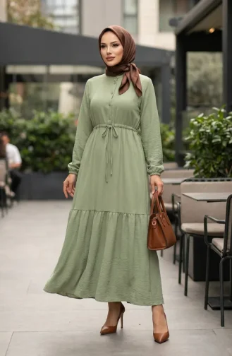 Halbgeknöpftes Kleid Mit Gürtel In Der Taille 0183-07 Hellgrün 0183-07