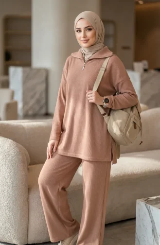 Two-Thread Zippered Two-Piece Set 71221-01 Beige 71221-01