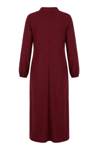Robe Modeste à Col Mandarin Côtelé Et Boutons Référence 2230-01 Bordeaux 2230-01
