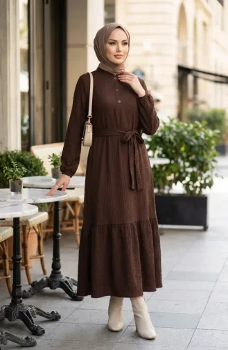 Robe Hijab Ceinturée En Crêpe Marron 2236-02 2236-02