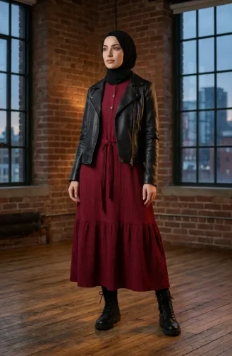 Hijab-Kleid Mit Gürtel Aus Crinkle-Stoff Modell 2236-03 Kirschrot 2236-03