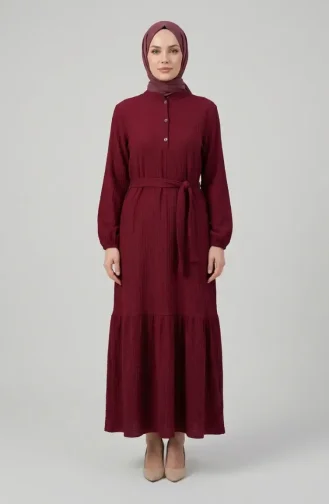 Hijab-Kleid Mit Gürtel Aus Crinkle-Stoff Modell 2236-03 Kirschrot 2236-03