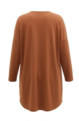 تونيك بقصة مريحة ومقاسات كبيرة 8712A-04 لون بني داكن 8712A-04