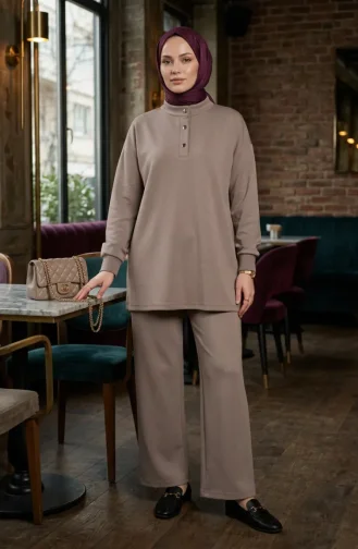 Zweiteiliges Set Aus Tunika Und Hose Mit Knopfdetails 2247-04 Beige 2247-04