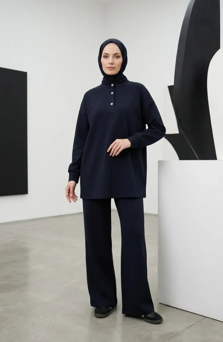 Zweiteiliges Set Aus Tunika Und Hose Mit Knopfdetails 2247-05 Marineblau 2247-05