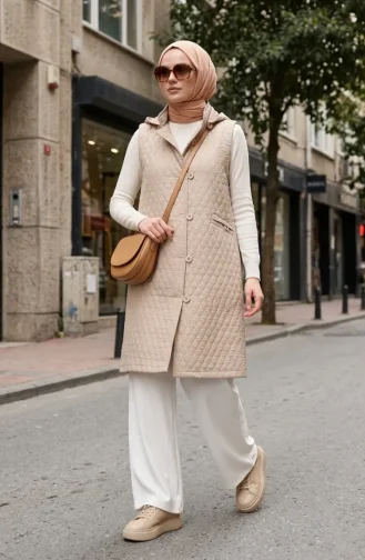Gilet Matelassé à Capuche Boutonnée 71315-03 Beige 71315-03