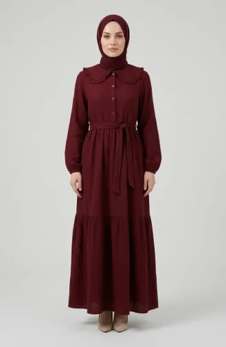 Kleid Aus Musselinstoff Mit Rüschenkragen Und Gürtel 0253-06 Burgunderrot 0253-06