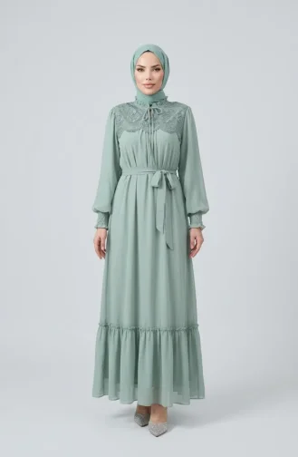 Robe En Mousseline De Soie à Ceinture Et Détails Guipure 50019-05 Vert Clair 50019-05