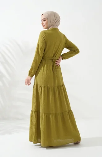 Halb Geknöpftes Mehrlagiges Kleid Mit Bindegürtel Modell 2273-04 Olivgrün 2273-04
