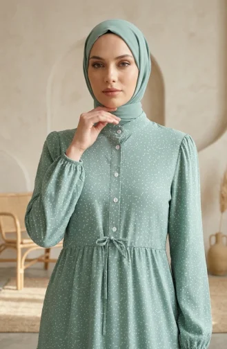 Robe Hijab à Pois Et Col Mandarin 0290-10 Verte 0290-10