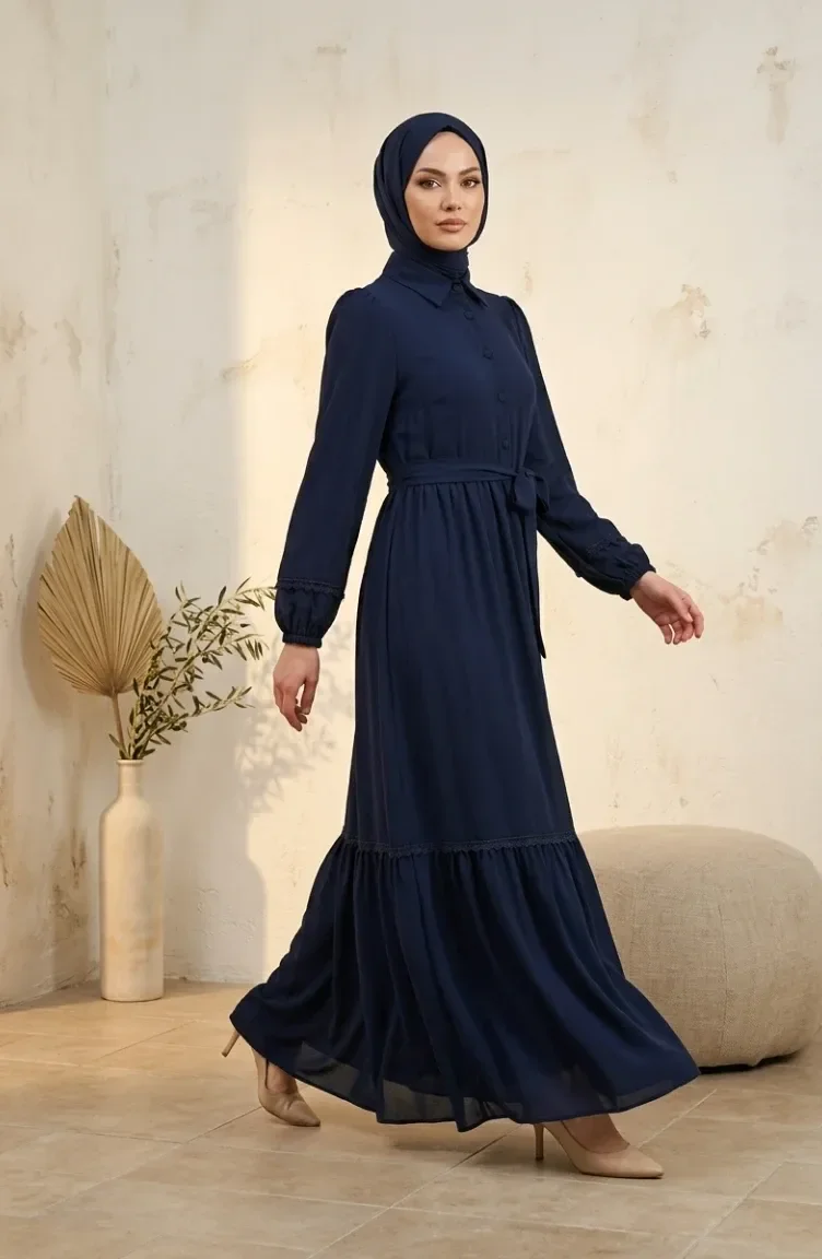 Kleid Mit Spitzendetails Und Gürtel 5086-02 Marineblau 5086-02