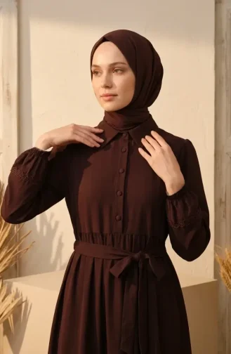 Kleid Mit Spitzendetails Und Gürtel 5086-09 Dunkelbraun 5086-09