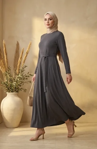 Kleid Aus Crêpe-Stoff Mit Gürtel 0509-06 Grau 0509-06