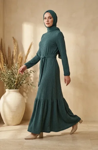 Kleid Aus Bubble-Stoff Mit Elastischen Ärmeln Und Gürtel 0510-01 Grün 0510-01