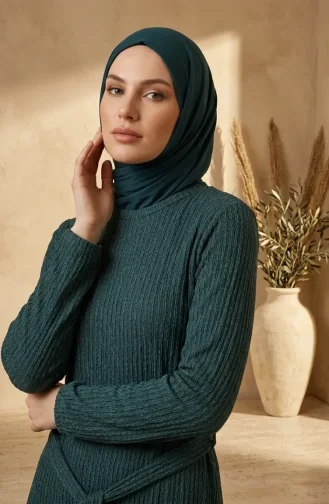 Kleid Aus Bubble-Stoff Mit Elastischen Ärmeln Und Gürtel 0510-01 Grün 0510-01