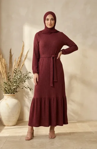 Kleid Aus Bubble-Stoff Mit Elastischen Ärmeln Und Gürtel 0510-03 Burgunderrot 0510-03
