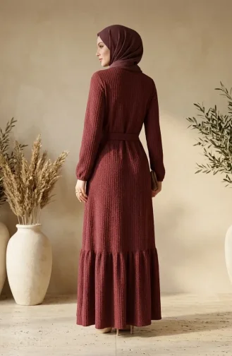 Kleid Aus Bubble-Stoff Mit Elastischen Ärmeln Und Gürtel 0510-03 Burgunderrot 0510-03