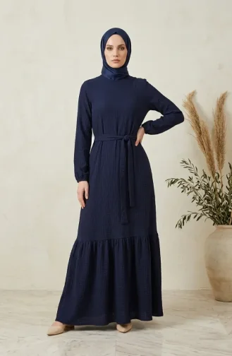 Kleid Aus Bubble-Stoff Mit Elastischen Ärmeln Und Gürtel 0510-05 Marineblau 0510-05