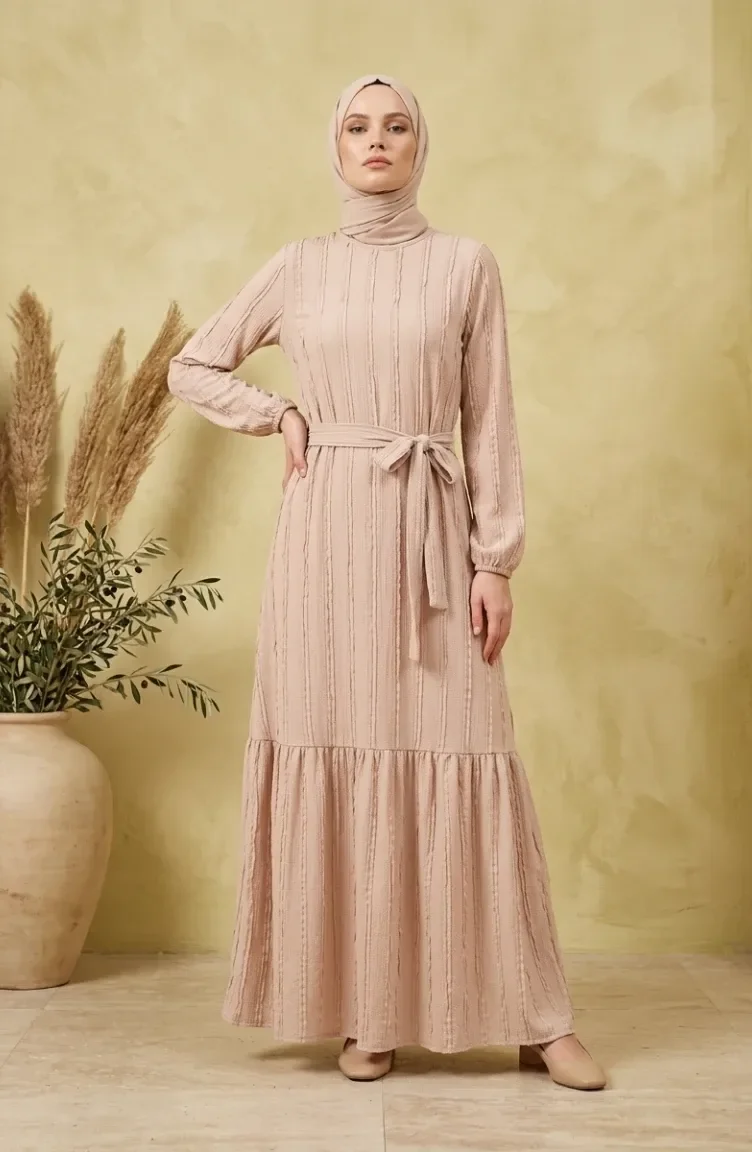 Kleid Mit Gerafftem Gürtel 0551-08 Beige 0551-08